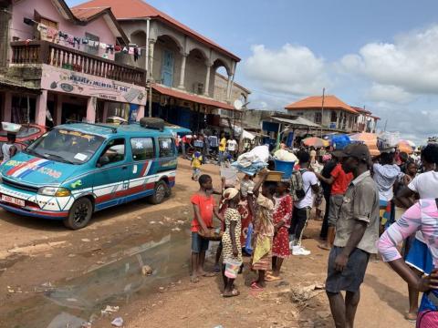 Children selling at the Barmoi market day