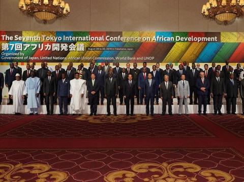 A cross section of African leaders and their Japanese host at the Tokyo Summit