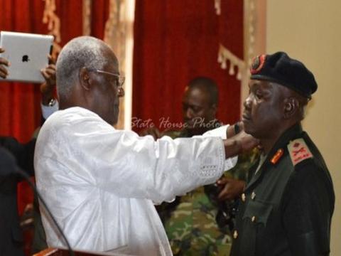 Maj. Gen. S.O Williams here being decorated by President Ernest Bai Koroma