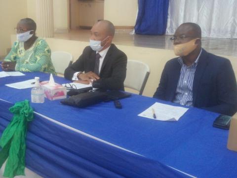 SLEITI Program Manager, Mohamed Baimba Koroma Presenting the Report.