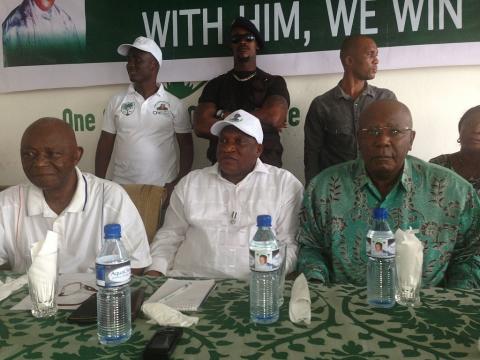 Allie Bangura flanked by Ahmad Tejan Kabbah and Solomon Berewa